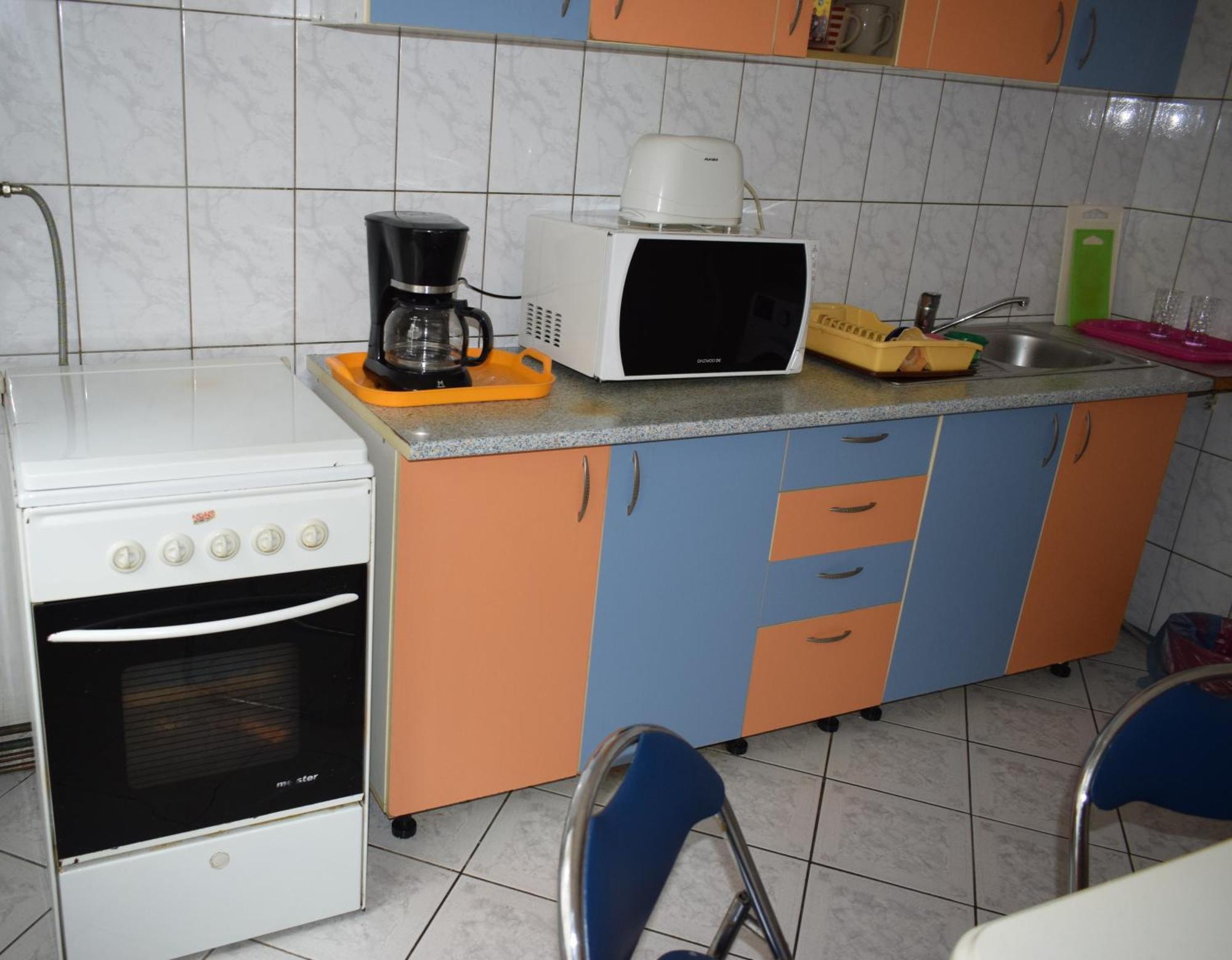 Modest Traian Rhbm Apartment